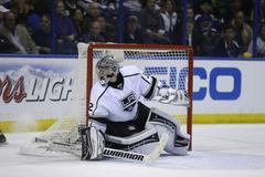 la kings rally late, even series with blues 4-3